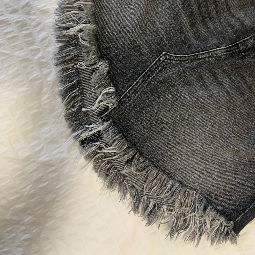 Free People - We the Free distressed denim skirt - Picture 3 of 7